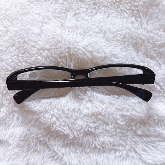 Sam Black Rectangular Reading Glasses - Picture 10 of 11
